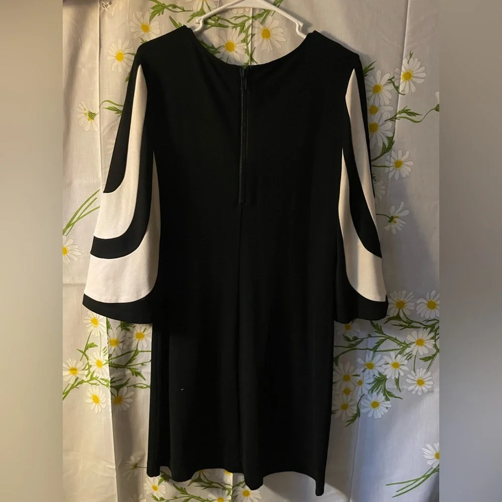 NORDSTROM MUSE black white abstract wide statement sleeves sheath midi dress - Picture 6 of 8